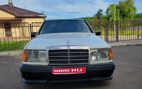 Mercedes-Benz W124, 1985 год, 210 000 рублей, 1 фотография