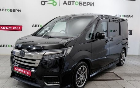 Honda Stepwgn IV, 2018 год, 2 305 000 рублей, 1 фотография