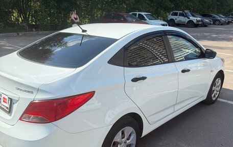 Hyundai Solaris II рестайлинг, 2014 год, 700 000 рублей, 5 фотография