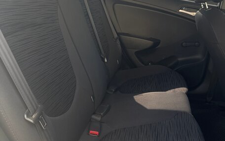 Hyundai Solaris II рестайлинг, 2014 год, 700 000 рублей, 10 фотография