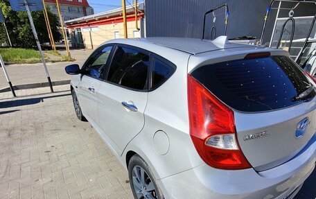 Hyundai Solaris II рестайлинг, 2012 год, 850 000 рублей, 6 фотография