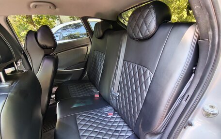 Hyundai Solaris II рестайлинг, 2012 год, 850 000 рублей, 12 фотография