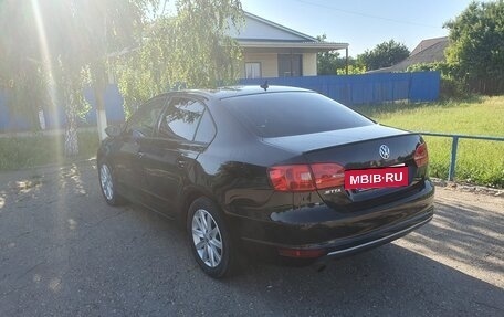 Volkswagen Jetta VI, 2013 год, 640 000 рублей, 3 фотография