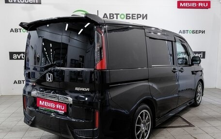 Honda Stepwgn IV, 2018 год, 2 305 000 рублей, 5 фотография