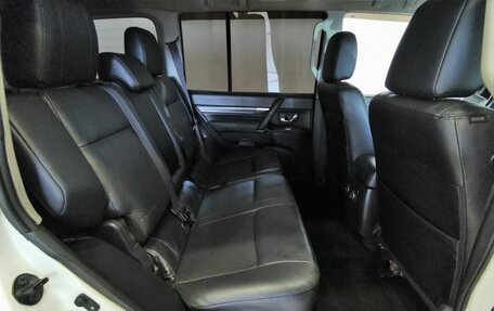Mitsubishi Pajero IV, 2011 год, 1 845 000 рублей, 15 фотография