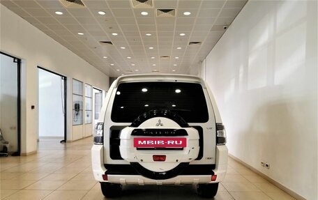 Mitsubishi Pajero IV, 2011 год, 1 845 000 рублей, 8 фотография