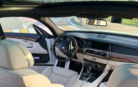 BMW 5 серия, 2013 год, 2 290 000 рублей, 8 фотография