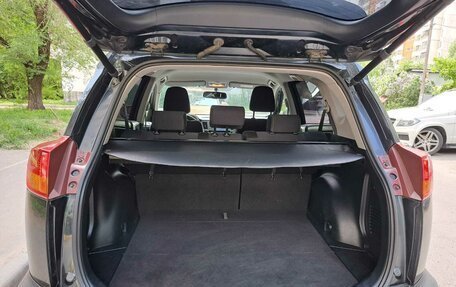 Toyota RAV4, 2015 год, 1 650 000 рублей, 18 фотография