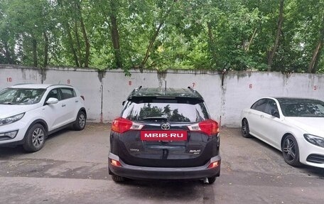 Toyota RAV4, 2015 год, 1 650 000 рублей, 12 фотография