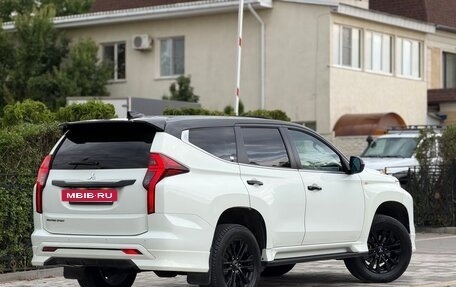 Mitsubishi Montero Sport, 2022 год, 3 850 000 рублей, 4 фотография