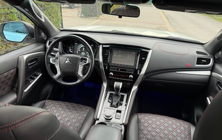 Mitsubishi Montero Sport, 2022 год, 3 850 000 рублей, 20 фотография