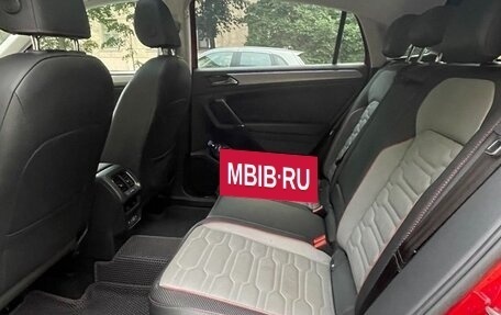 Volkswagen Tiguan II, 2020 год, 3 700 000 рублей, 16 фотография