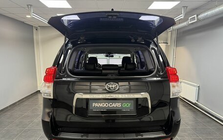 Toyota Land Cruiser Prado 150 рестайлинг 2, 2011 год, 2 675 000 рублей, 6 фотография