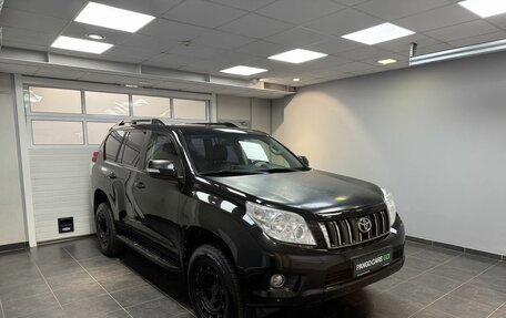 Toyota Land Cruiser Prado 150 рестайлинг 2, 2011 год, 2 675 000 рублей, 2 фотография