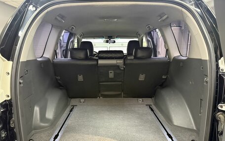 Toyota Land Cruiser Prado 150 рестайлинг 2, 2011 год, 2 675 000 рублей, 9 фотография