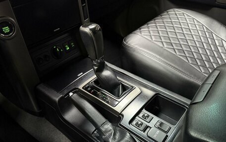 Toyota Land Cruiser Prado 150 рестайлинг 2, 2011 год, 2 675 000 рублей, 19 фотография