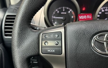 Toyota Land Cruiser Prado 150 рестайлинг 2, 2011 год, 2 675 000 рублей, 12 фотография