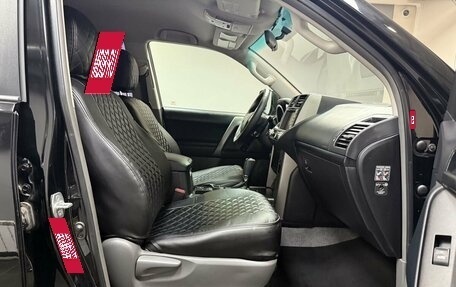 Toyota Land Cruiser Prado 150 рестайлинг 2, 2011 год, 2 675 000 рублей, 24 фотография