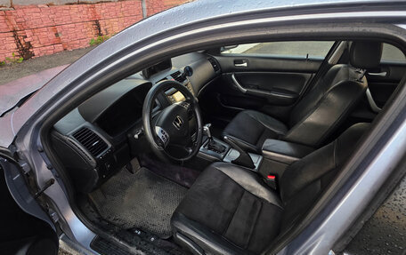 Honda Accord VII рестайлинг, 2005 год, 1 100 000 рублей, 12 фотография