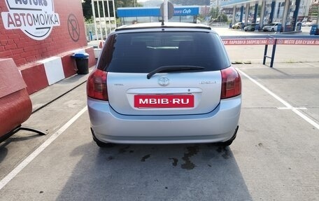 Toyota Corolla, 2004 год, 680 000 рублей, 2 фотография