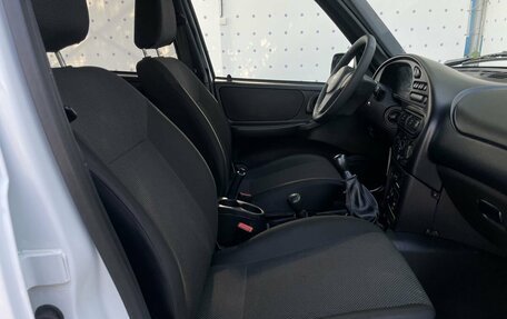 Chevrolet Niva I рестайлинг, 2019 год, 830 000 рублей, 12 фотография