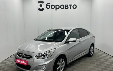 Hyundai Solaris II рестайлинг, 2013 год, 910 000 рублей, 1 фотография