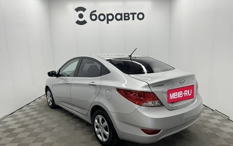 Hyundai Solaris II рестайлинг, 2013 год, 910 000 рублей, 6 фотография