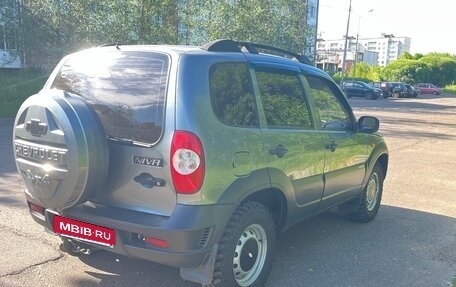 Chevrolet Niva I рестайлинг, 2010 год, 580 000 рублей, 4 фотография