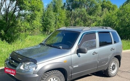 Chevrolet Niva I рестайлинг, 2010 год, 580 000 рублей, 2 фотография