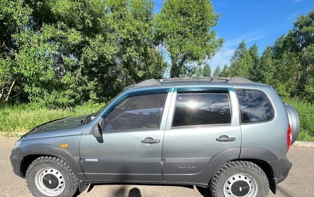 Chevrolet Niva I рестайлинг, 2010 год, 580 000 рублей, 7 фотография