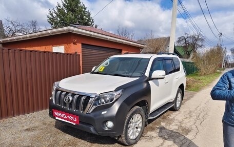 Toyota Land Cruiser Prado 150 рестайлинг 2, 2014 год, 3 000 000 рублей, 2 фотография