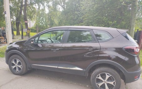 Renault Kaptur I рестайлинг, 2019 год, 1 330 000 рублей, 3 фотография