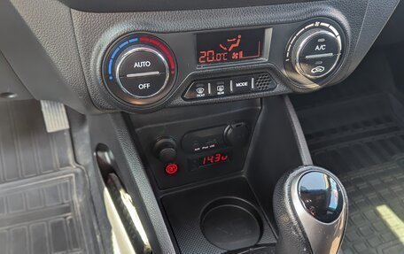 KIA Rio III рестайлинг, 2012 год, 1 020 000 рублей, 18 фотография
