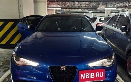 Alfa Romeo Giulia II, 2017 год, 3 100 000 рублей, 2 фотография