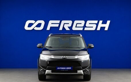 Mitsubishi Outlander III рестайлинг 3, 2014 год, 1 675 050 рублей, 3 фотография