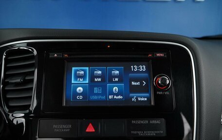 Mitsubishi Outlander III рестайлинг 3, 2014 год, 1 675 050 рублей, 20 фотография