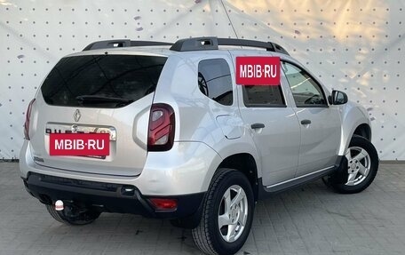 Renault Duster I рестайлинг, 2015 год, 1 000 000 рублей, 4 фотография