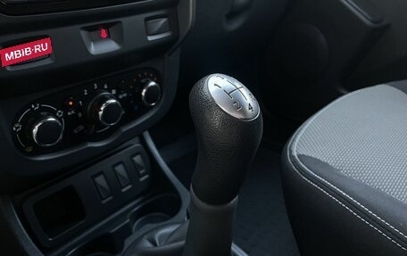 Renault Duster I рестайлинг, 2015 год, 1 000 000 рублей, 17 фотография