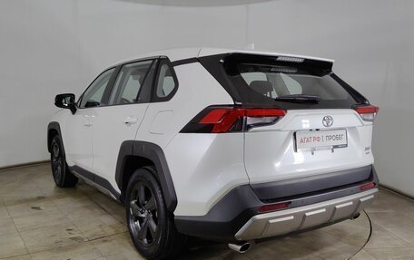 Toyota RAV4, 2022 год, 2 999 000 рублей, 5 фотография
