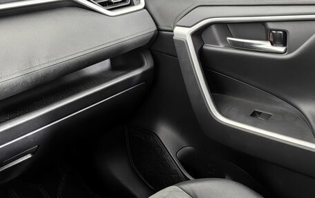 Toyota RAV4, 2022 год, 2 999 000 рублей, 13 фотография