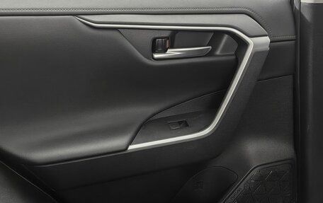 Toyota RAV4, 2022 год, 2 999 000 рублей, 17 фотография