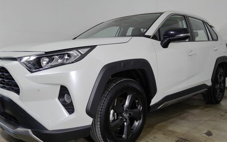 Toyota RAV4, 2022 год, 2 999 000 рублей, 22 фотография