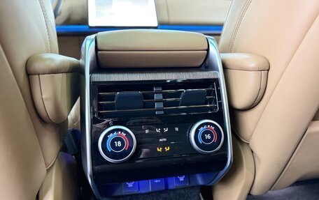 Land Rover Range Rover IV рестайлинг, 2022 год, 19 900 000 рублей, 19 фотография