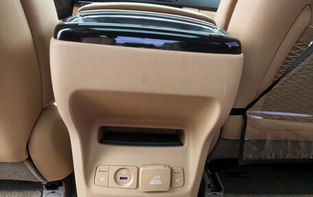 KIA Carnival III, 2017 год, 2 630 000 рублей, 14 фотография