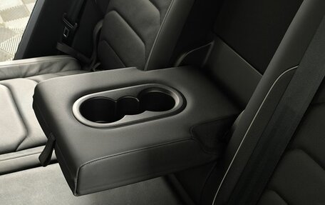 Volkswagen Tiguan II, 2020 год, 4 229 000 рублей, 13 фотография