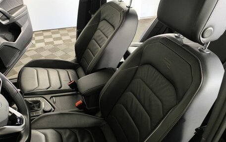 Volkswagen Tiguan II, 2020 год, 4 229 000 рублей, 9 фотография