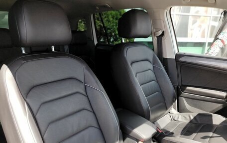 Volkswagen Tiguan II, 2021 год, 3 069 000 рублей, 23 фотография