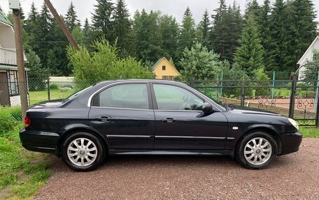 Hyundai Sonata IV рестайлинг, 2011 год, 750 000 рублей, 2 фотография