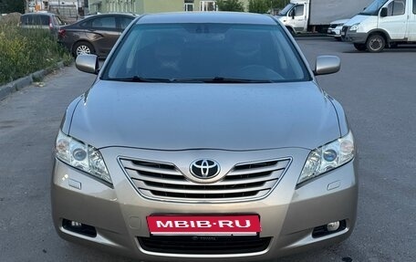 Toyota Camry, 2007 год, 1 180 000 рублей, 1 фотография
