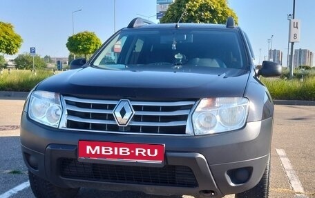 Renault Duster I рестайлинг, 2014 год, 825 000 рублей, 2 фотография